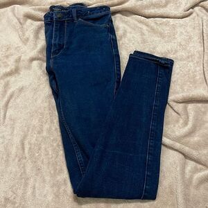 EUC - Abercrombie & Fitch - 2/26. Skinny